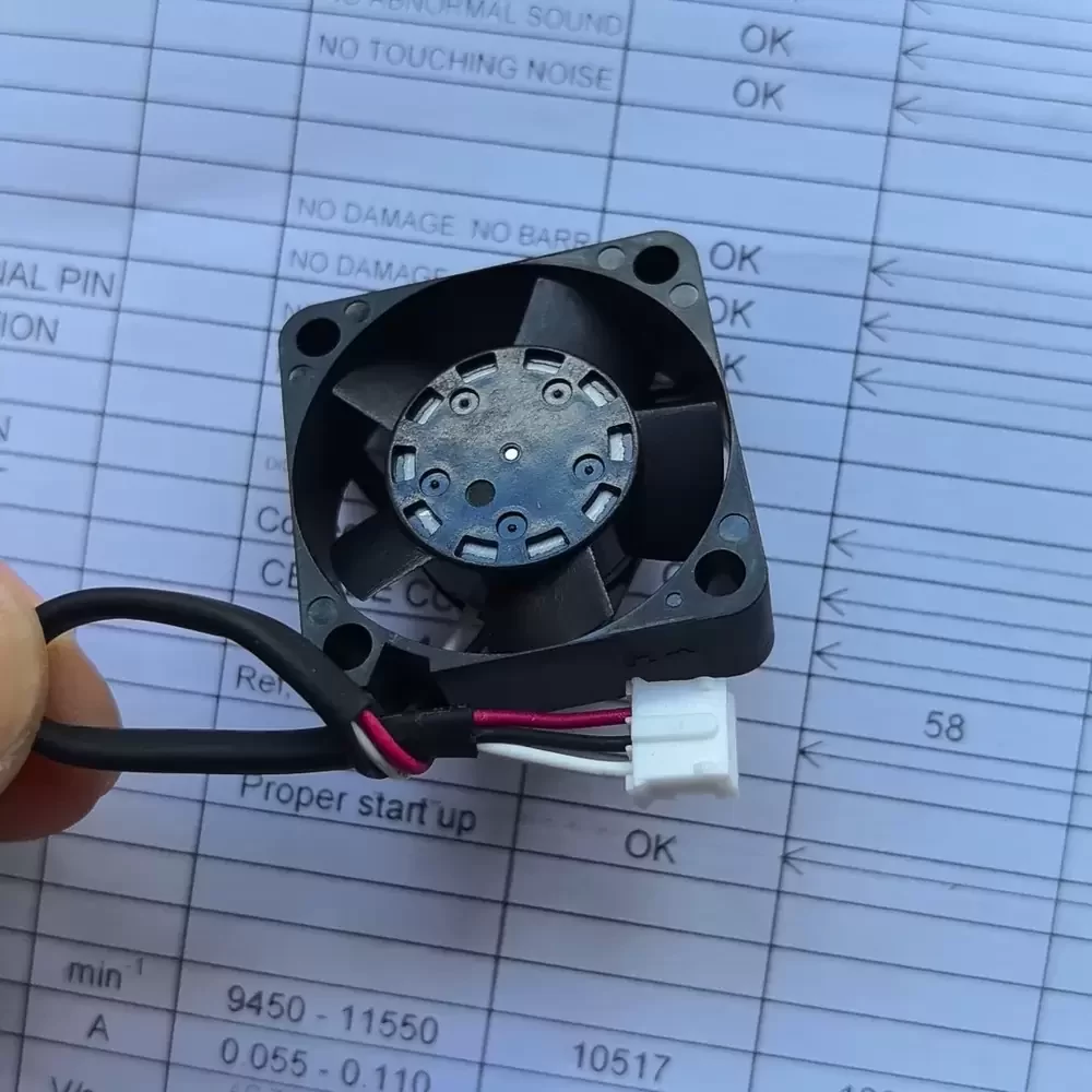 03010SS-12N-BL-Y1 NMB 12VDC 30x30x10mm 3-Wire Axial Fan 03010SS-12N-BL-Y1 NMB 12VDC 30x30x10mm 3-Wire Axial Fan