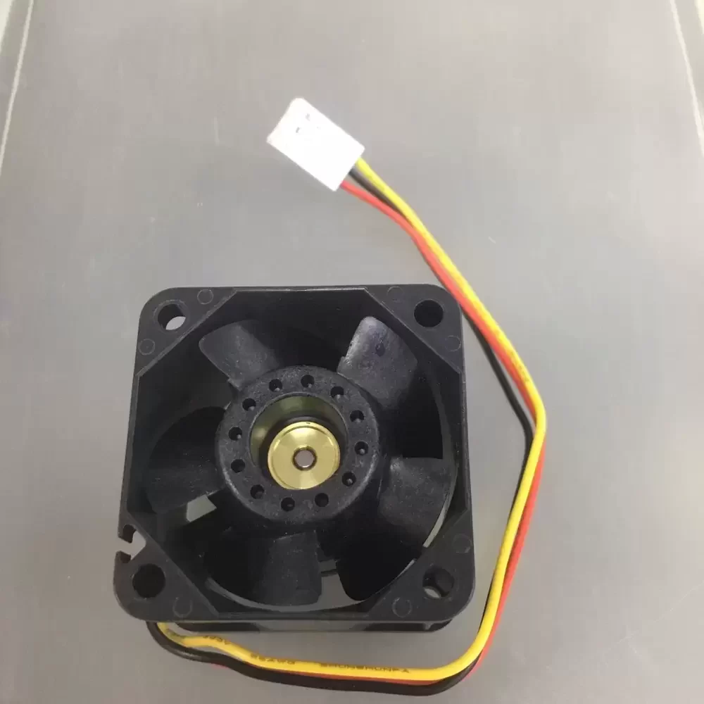 109P0424H316 Sanyo Denki 24VDC 40x40x28mm Axial Fan 109P0424H316 Sanyo Denki 24VDC 40x40x28mm Axial Fan