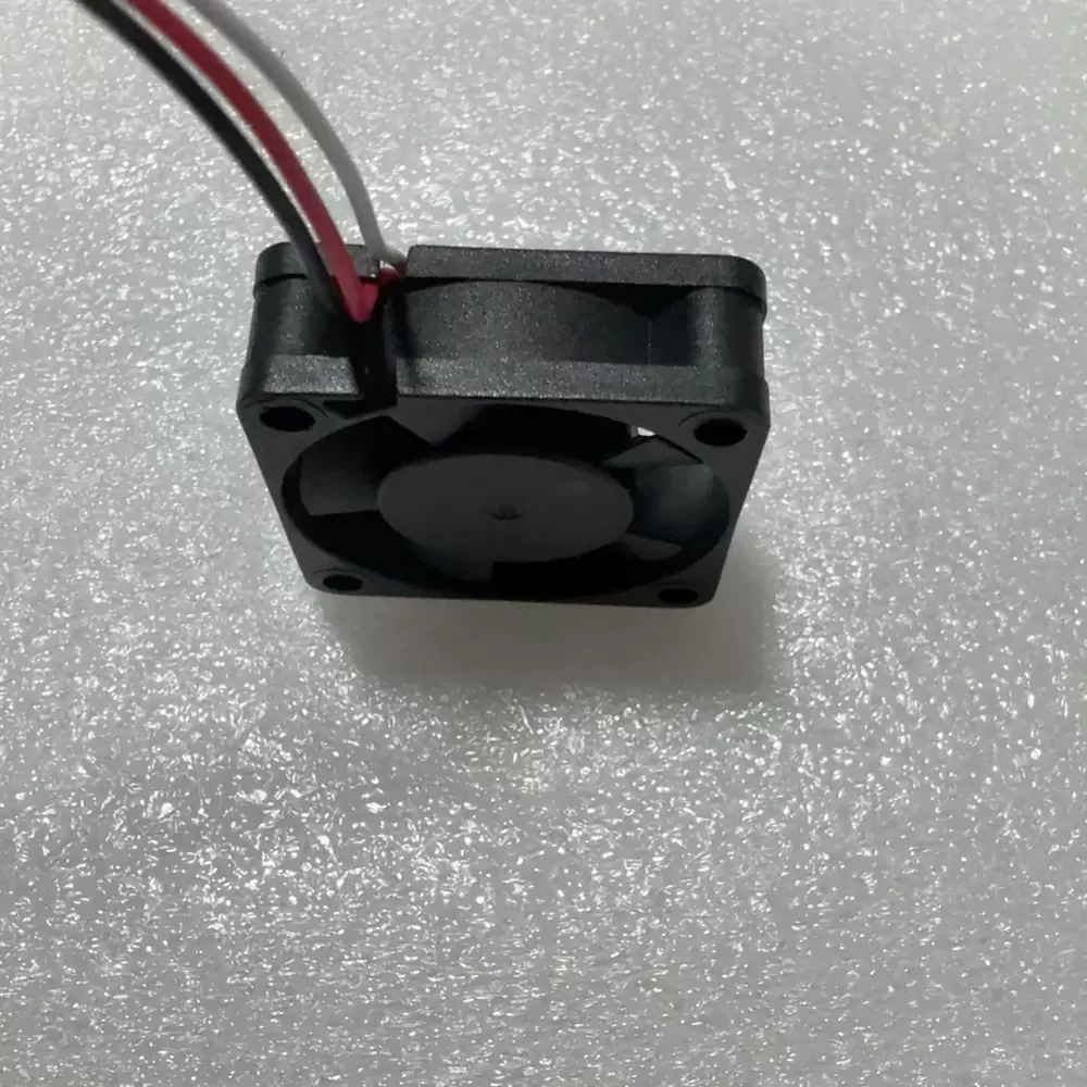 1204KL-04W-B59 NMB-MAT 12VDC 30x30x10mm DC Axial Fan 1204KL-04W-B59 NMB-MAT 12VDC 30x30x10mm DC Axial Fan