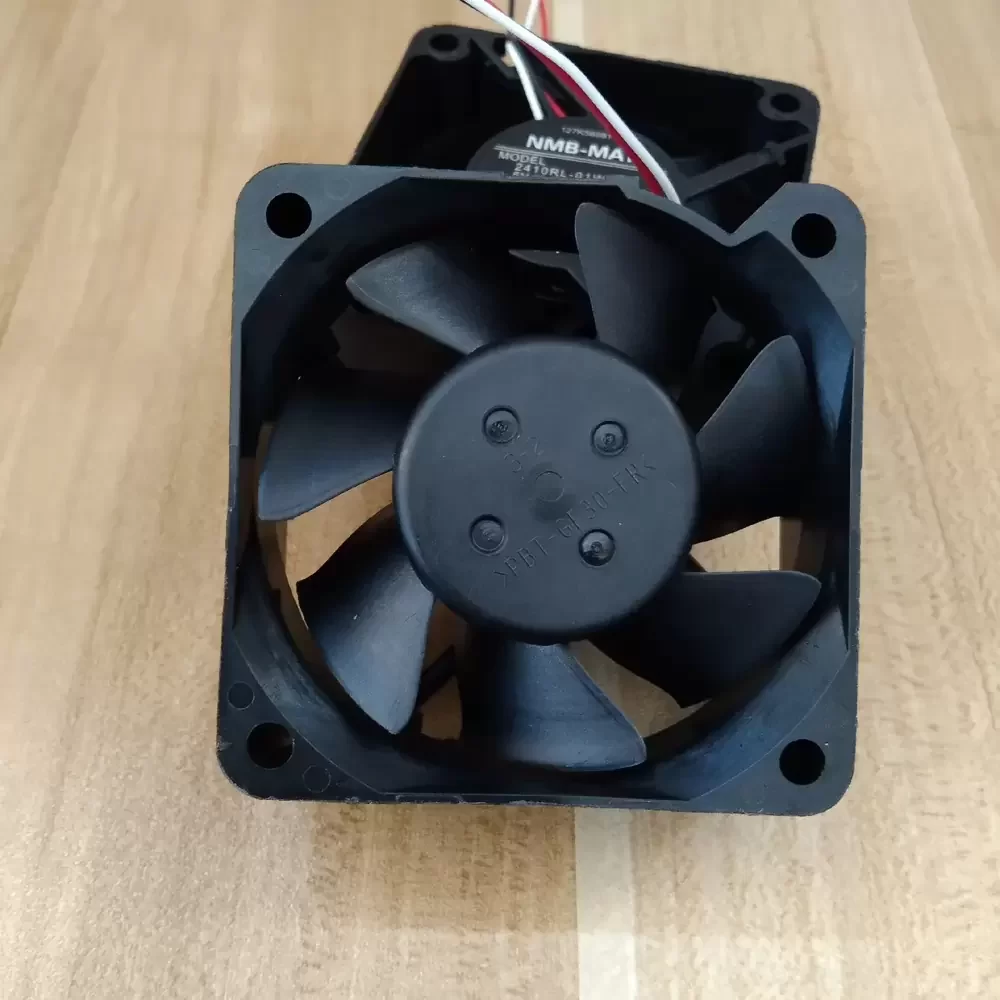 2410RL-01W-B19-CA1 NMB 5VDC 60x60x25mm 3-Wire Axial Fan 2410RL-01W-B19-CA1 NMB 5VDC 60x60x25mm 3-Wire Axial Fan