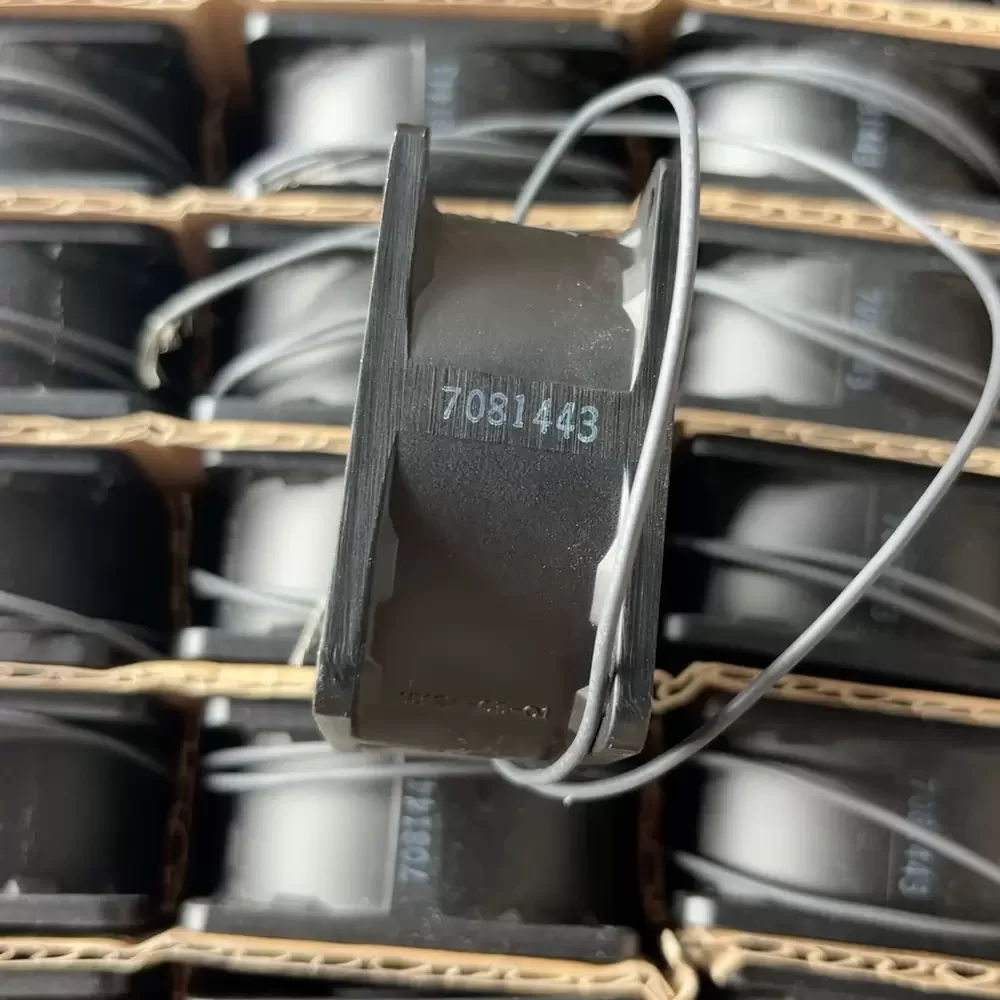 2412PS-12W-B30-A00 NMB-MAT 115VAC 60x60x30mm Axial Fan 2412PS-12W-B30-A00 NMB-MAT 115VAC 60x60x30mm Axial Fan