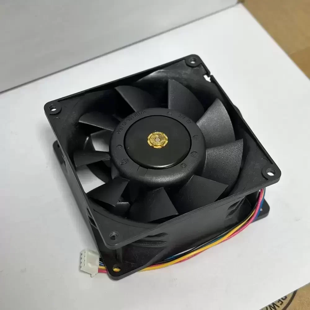 2B09238B48UP134 AVC 48VDC 90x90x38mm PWM Axial Fan 2B09238B48UP134 AVC 48VDC 90x90x38mm PWM Axial Fan