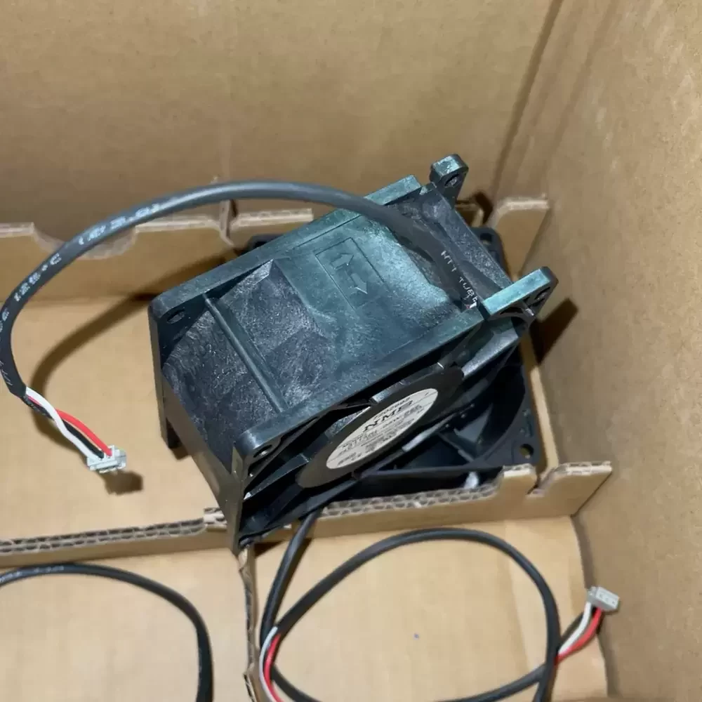 3115RL-05W-B69-EQ2 NMB 24VDC 80x80x38mm Inverter Axial Fan 3115RL-05W-B69-EQ2 NMB 24VDC 80x80x38mm Inverter Axial Fan