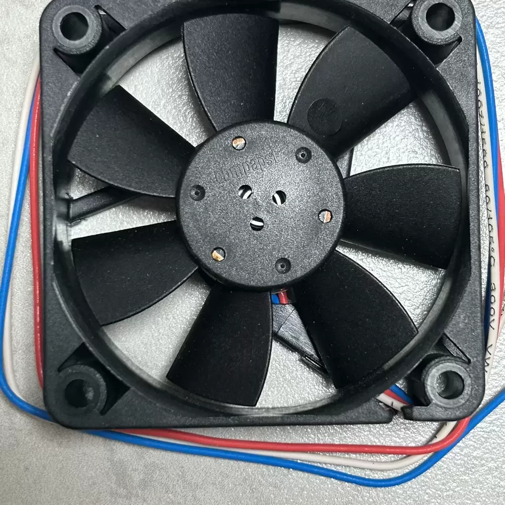 612F/2 ebm-papst 12VDC 60x60x15mm Tachometer Axial Fan 612F/2 ebm-papst 12VDC 60x60x15mm Tachometer Axial Fan