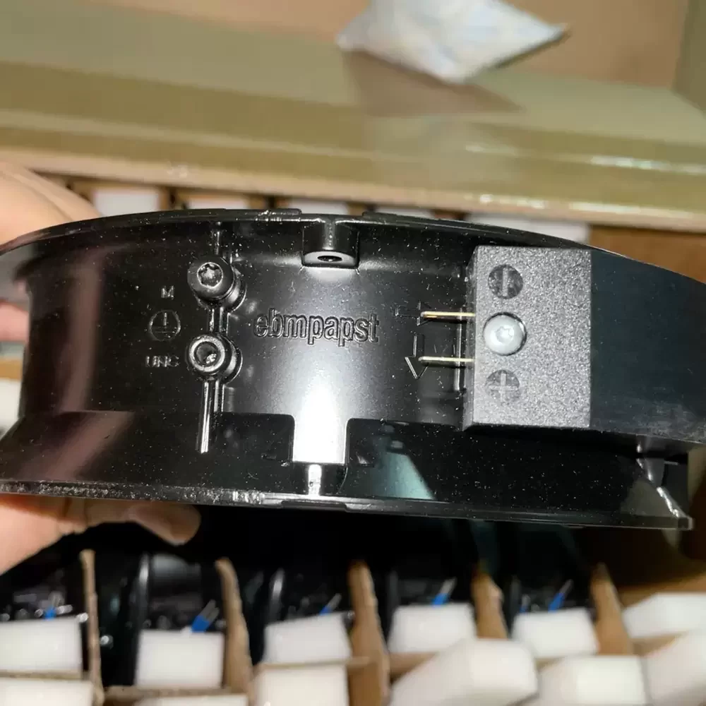 6224N ebmpapst 24VDC 172x51mm 17W Round Axial Fan 6224N ebmpapst 24VDC 172x51mm 17W Round Axial Fan