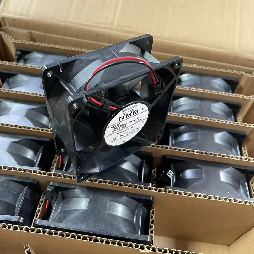 9238KA-24Q-FA-01 NMB 24VDC 92x92x38mm Inverter Fan 9238KA-24Q-FA-01 NMB 24VDC 92x92x38mm Inverter Fan