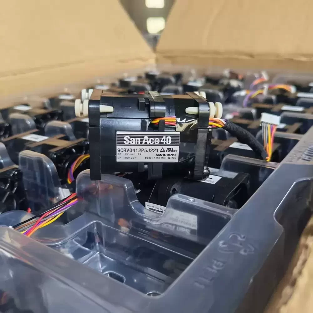 9CRV0412P5J221 Sanyo 12VDC 40x40x56mm Counter Rotating Fan