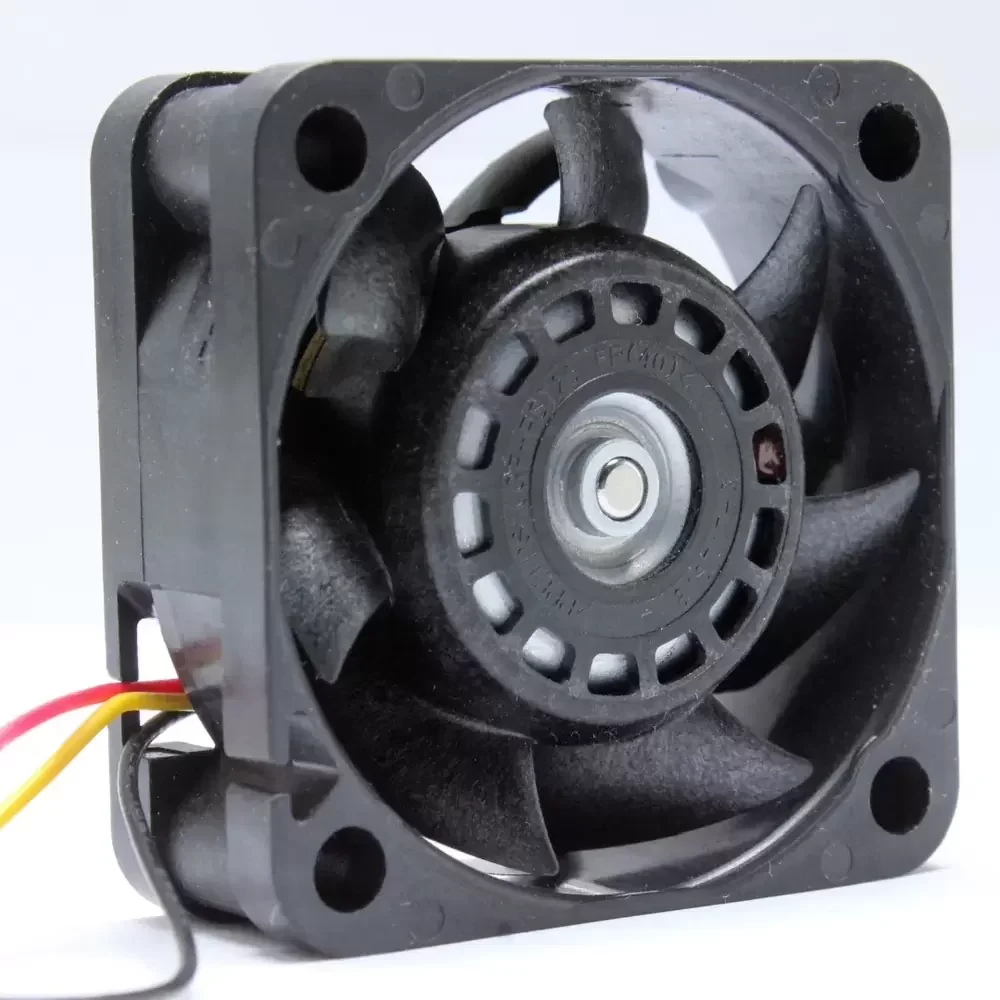 9GA0412G7008 Sanyo Denki 12VDC 0.17A 40x40x28mm Axial Fan 9GA0412G7008 Sanyo Denki 12VDC 0.17A 40x40x28mm Axial Fan