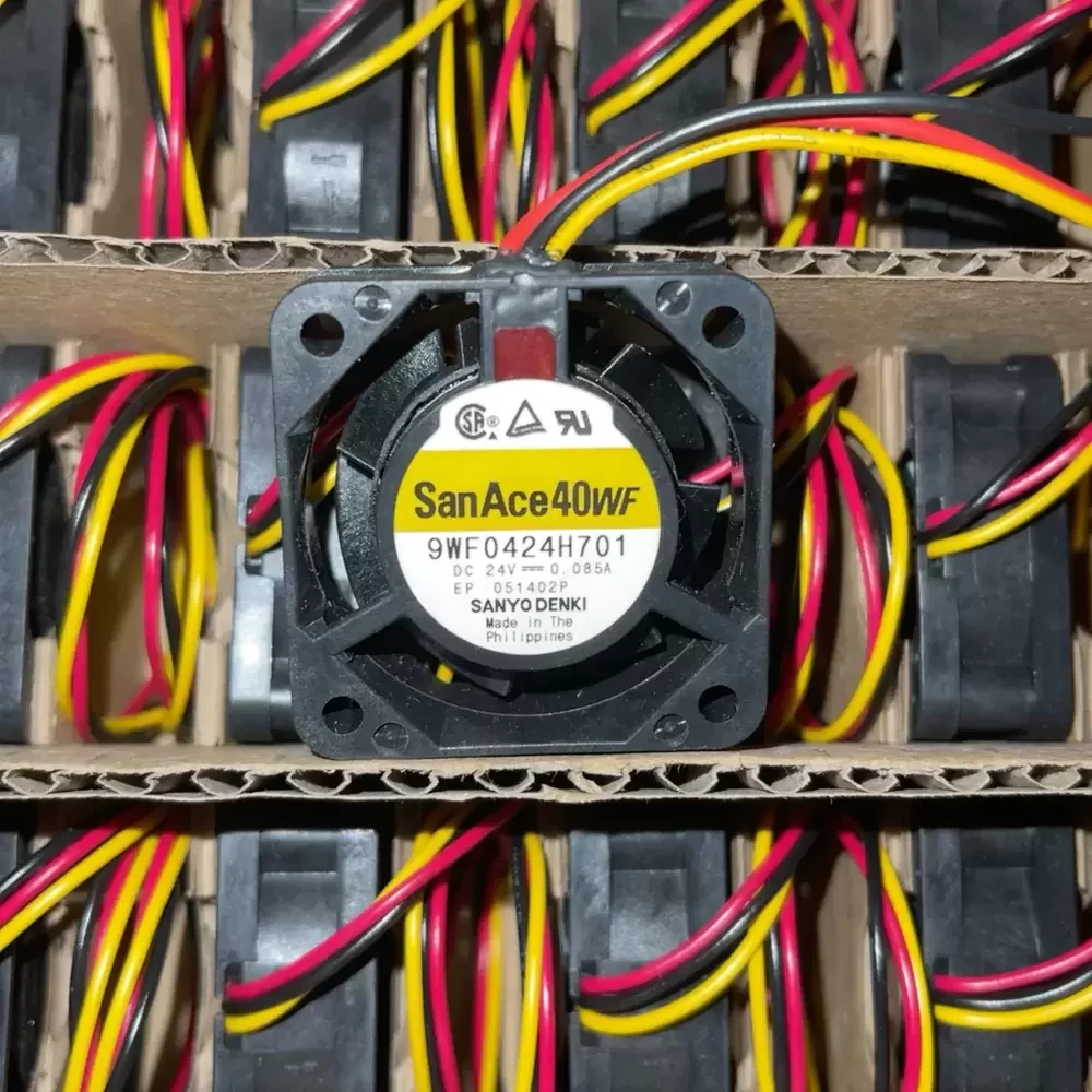9WF0424H701 Sanyo Denki 24VDC 40x40x20mm IP68 Axial Fan