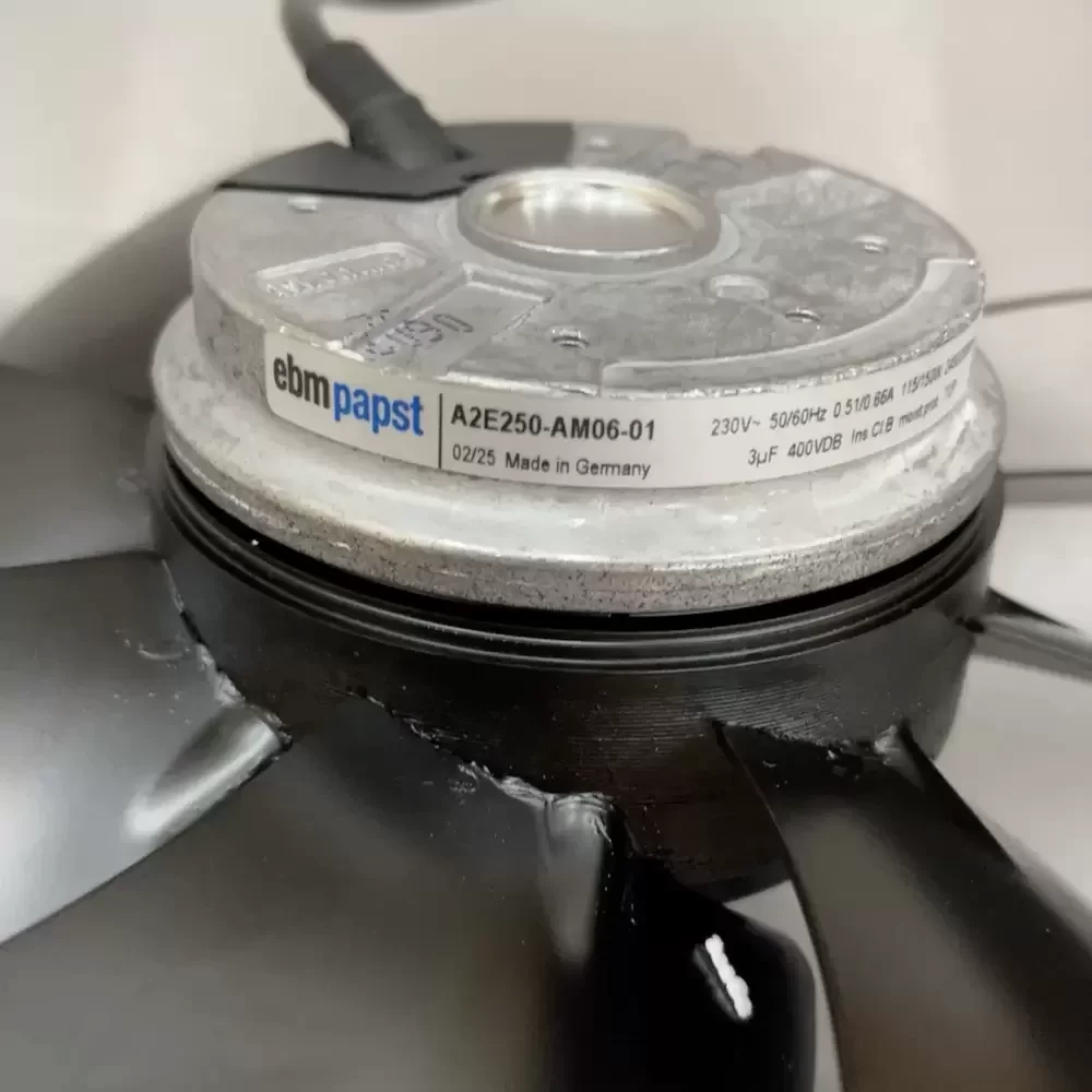A2E250-AM06-01 ebmpapst 230VAC 135W 250mm Axial Fan