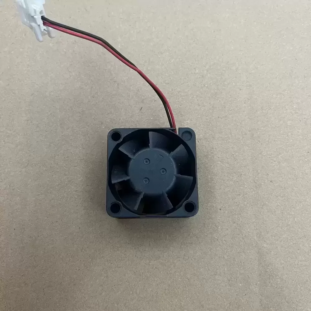 AD0414UB-C70GP ADDA 13.5VDC 40mm Dual Ball Axial Fan AD0414UB-C70GP ADDA 13.5VDC 40mm Dual Ball Axial Fan