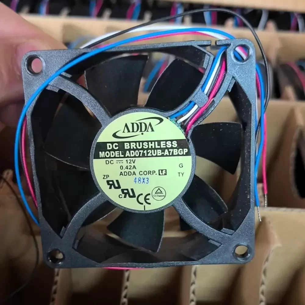 AD0712UB-A7BGP ADDA 12VDC 70x70x25mm PWM Axial Fan