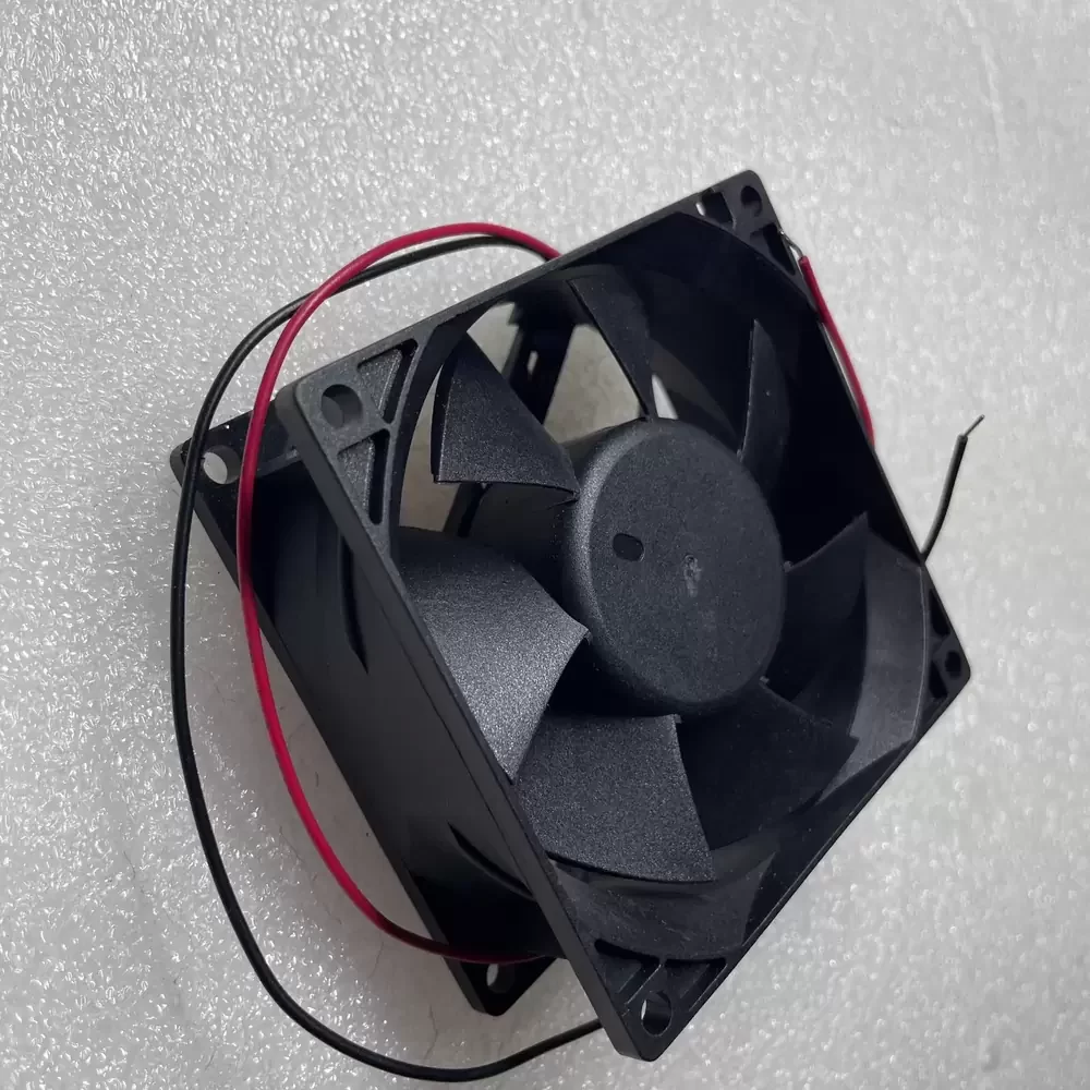 AD08012UB327100 ADDA 12VDC 80x80x32mm DC Axial Fan AD08012UB327100 ADDA 12VDC 80x80x32mm DC Axial Fan