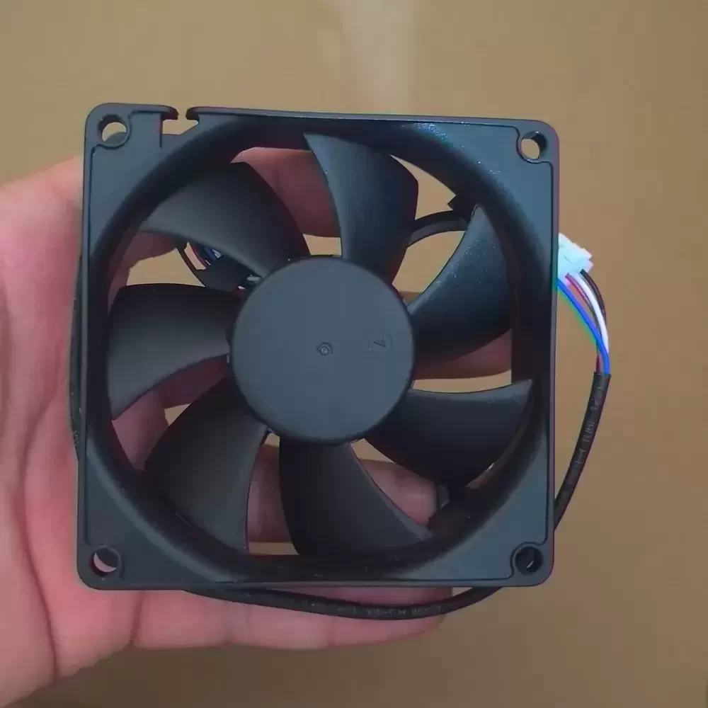 AD0812XB-A7FGP ADDA 12VDC 80x80x25mm 4-Wire Axial Fan AD0812XB-A7FGP ADDA 12VDC 80x80x25mm 4-Wire Axial Fan