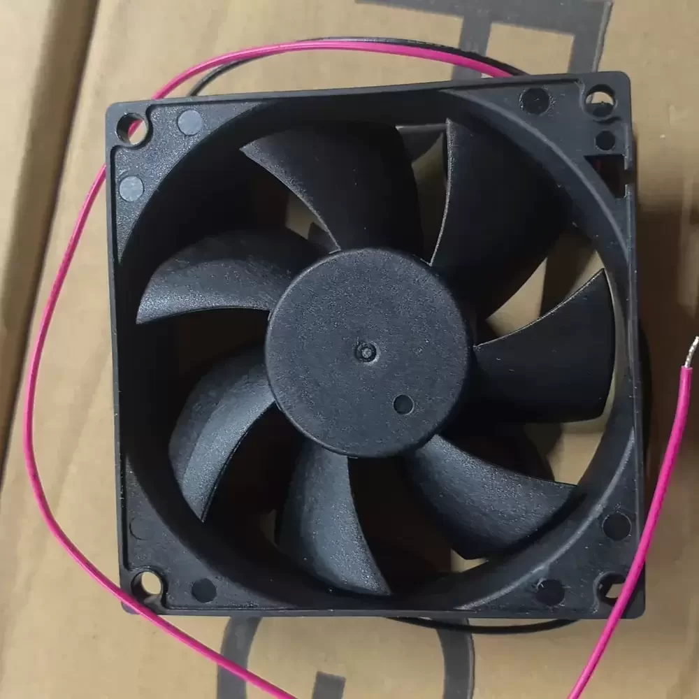 AD0824VB-A71GP ADDA 24VDC 80x80x25mm Axial Fan AD0824VB-A71GP ADDA 24VDC 80x80x25mm Axial Fan