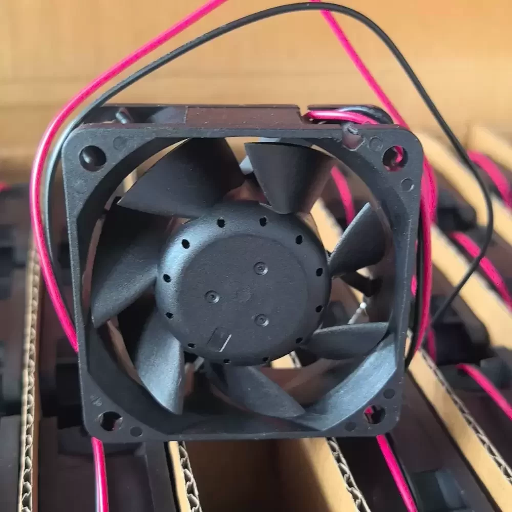 AFB0624EH-A Delta 24VDC 60x60x25mm Axial Fan AFB0624EH-A Delta 24VDC 60x60x25mm Axial Fan