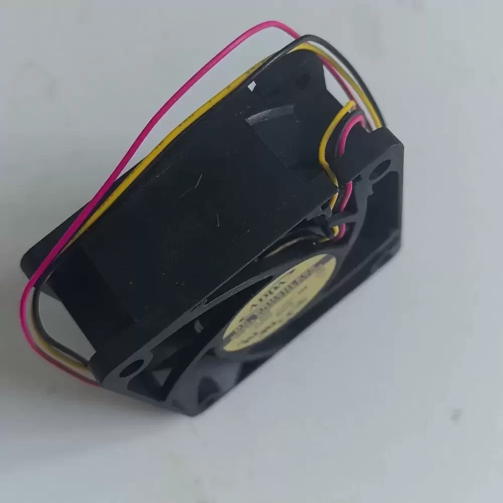 AG06024XB257202 ADDA 24VDC 60mm 3-Wire Alarm Axial Fan AG06024XB257202 ADDA 24VDC 60mm 3-Wire Alarm Axial Fan