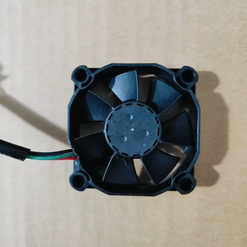 AMB050015-03-CFA AMO 5VDC 50x15mm LED Cooling Fan AMB050015-03-CFA AMO 5VDC 50x15mm LED Cooling Fan