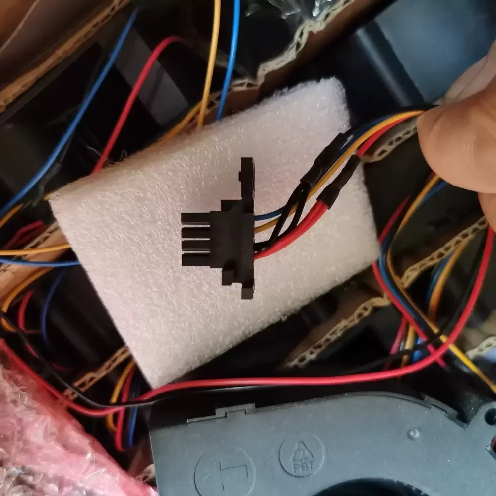 BFB1012UH-FFB Delta 12VDC 97x97x33mm 8.00A PWM Blower BFB1012UH-FFB Delta 12VDC 97x97x33mm 8.00A PWM Blower