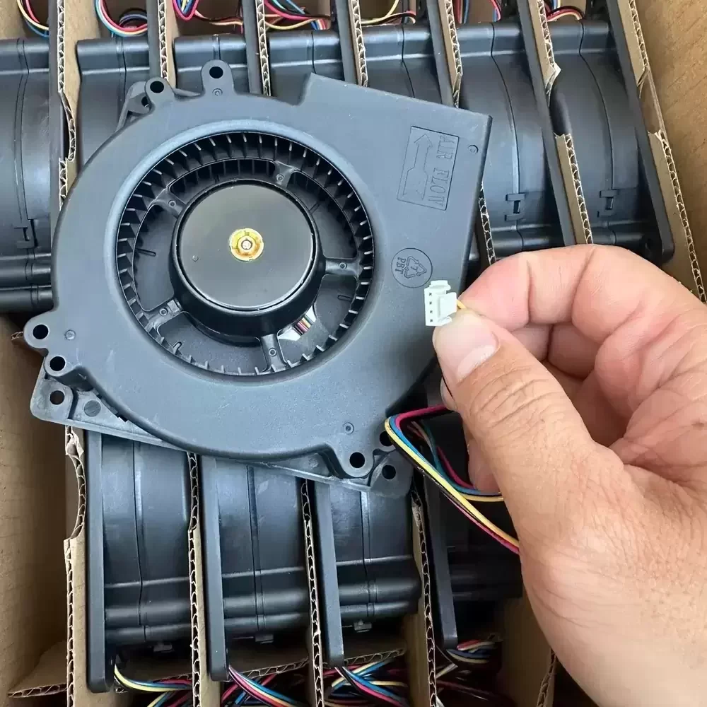 BFB1212VHA01 Delta 12VDC 120x120x32mm 4-Wire Blower BFB1212VHA01 Delta 12VDC 120x120x32mm 4-Wire Blower