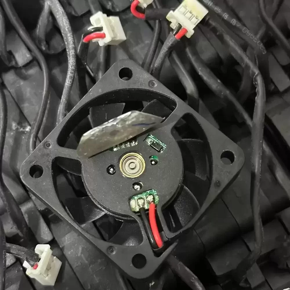 C4010H24BPLB1b-7 Pelko Motors 24VDC 40x40x10mm Axial Fan C4010H24BPLB1b-7 Pelko Motors 24VDC 40x40x10mm Axial Fan