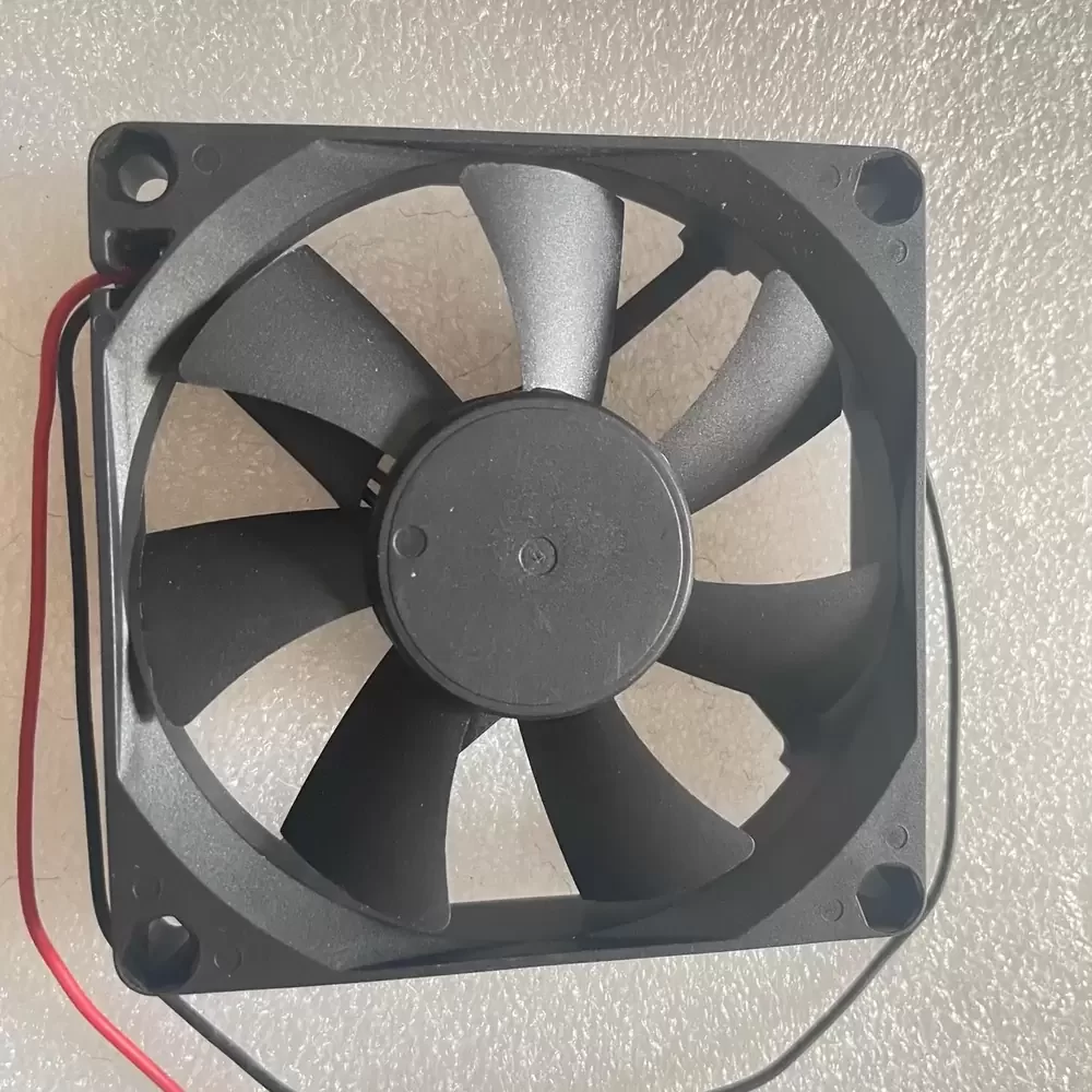 C8015H24BPLP1B Pelko Motors 24VDC 80x80x15mm Axial Fan C8015H24BPLP1B Pelko Motors 24VDC 80x80x15mm Axial Fan