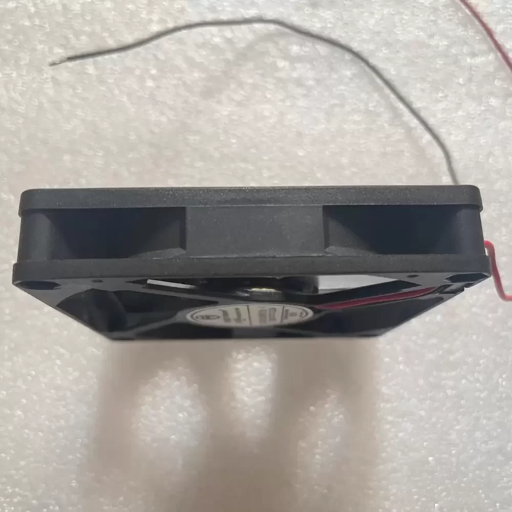 C8015H24BPLP1B Pelko Motors 24VDC 80x80x15mm Axial Fan C8015H24BPLP1B Pelko Motors 24VDC 80x80x15mm Axial Fan