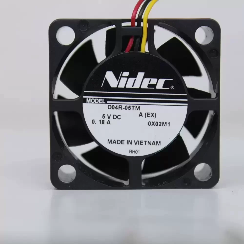 D04R-05TM Nidec 5VDC 40x40x15mm 3-Wire DC Axial Fan
