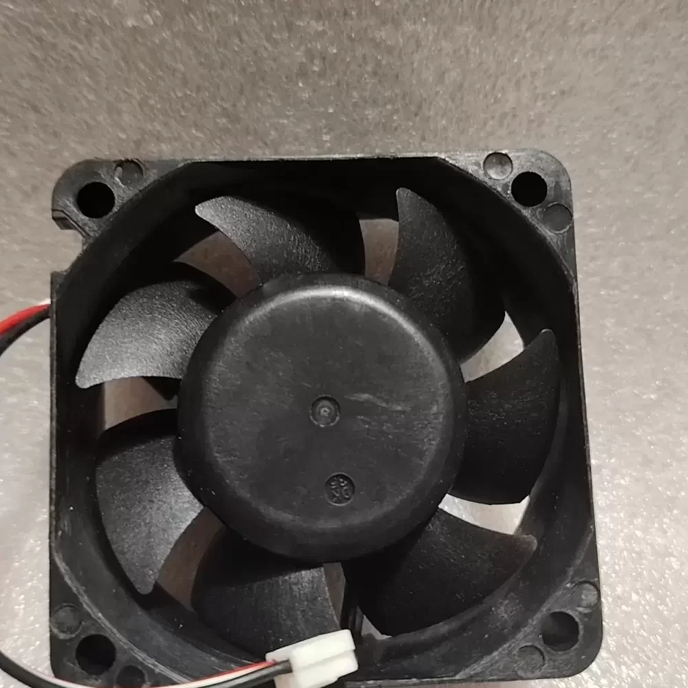 D06K-24TS7 Nidec 24VDC 60x60x25mm Silent Axial Fan D06K-24TS7 Nidec 24VDC 60x60x25mm Silent Axial Fan