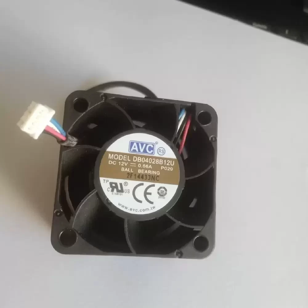 DB04028B12U-P029 AVC 12VDC 40x40x28mm 0.66A Axial Fan