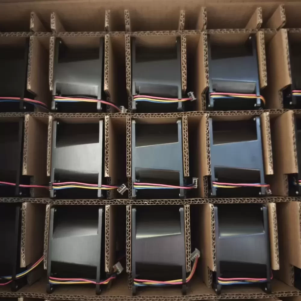 DBPA0956B8UP003 AVC 48VDC 90x90x56mm Axial Fan DBPA0956B8UP003 AVC 48VDC 90x90x56mm Axial Fan