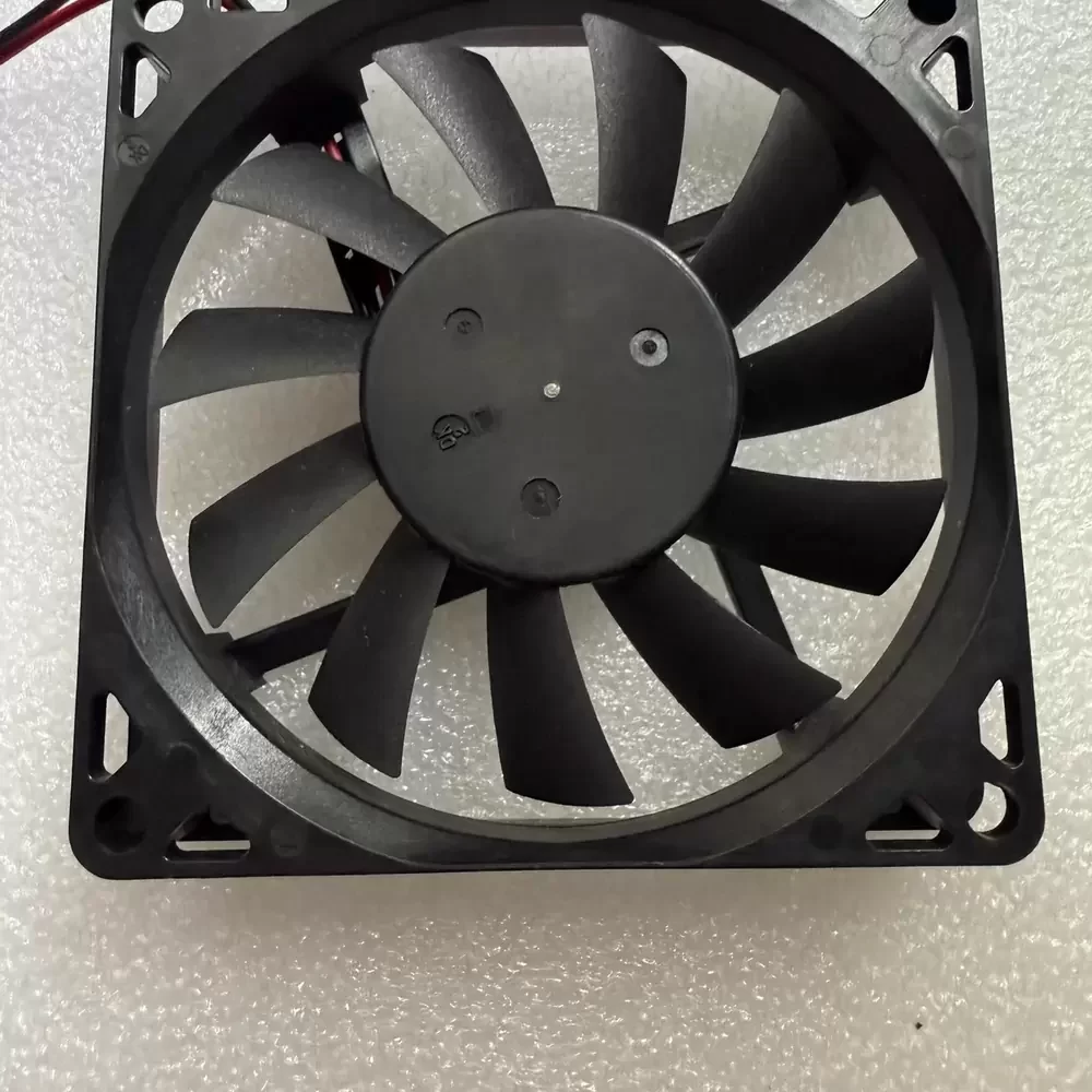 DJT80RBAS1-S03 Nidec 12VDC 80x80x15mm Silent Axial Fan DJT80RBAS1-S03 Nidec 12VDC 80x80x15mm Silent Axial Fan