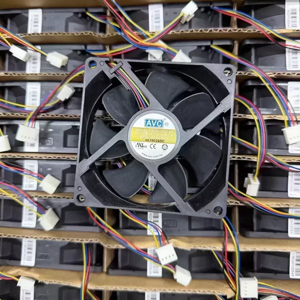 DS09225B12H-P214 AVC 12VDC 92x92x25mm PWM Axial Fan