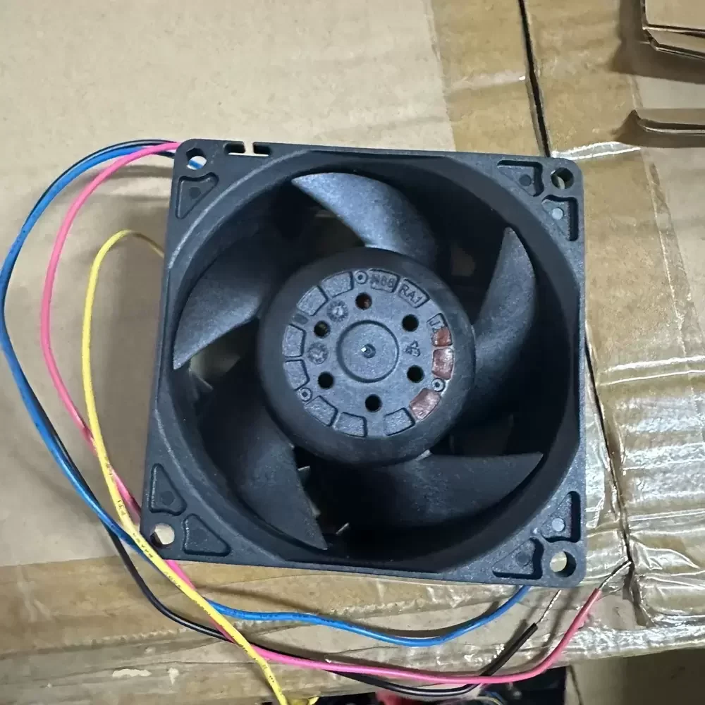 DYPD0838B2SY001 AVC 12VDC 80x80x38mm PWM Axial Fan DYPD0838B2SY001 AVC 12VDC 80x80x38mm PWM Axial Fan