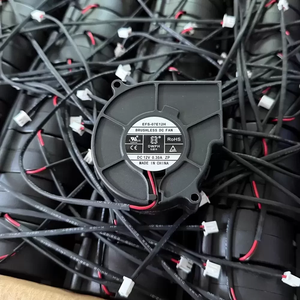 EFS-07E12H DWPH 12VDC 75x75x30mm Blower Fan