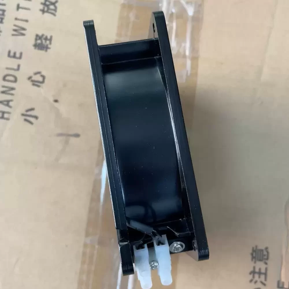 F2E-120B-230 LINKWELL 230VAC 120x120x38mm Axial Fan F2E-120B-230 LINKWELL 230VAC 120x120x38mm Axial Fan