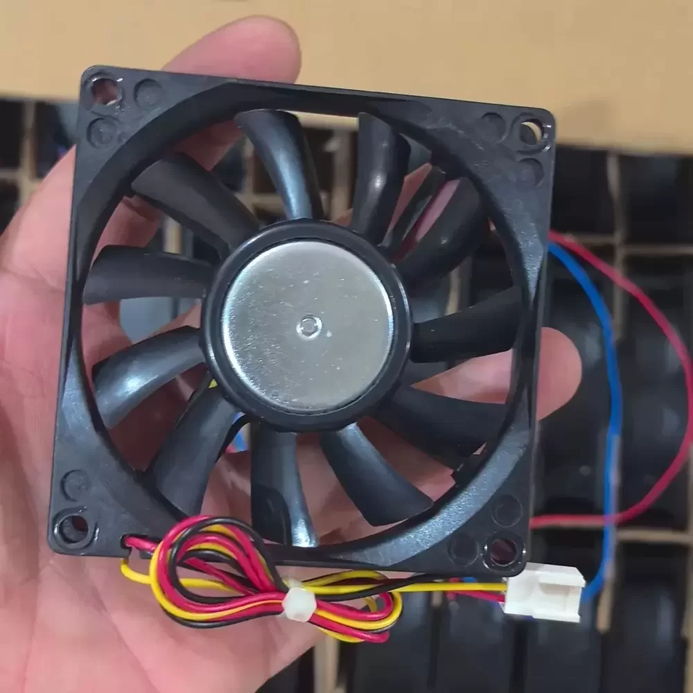 FBA08T12H Panasonic 12VDC 80mm Hydro Wave Axial Fan FBA08T12H Panasonic 12VDC 80mm Hydro Wave Axial Fan