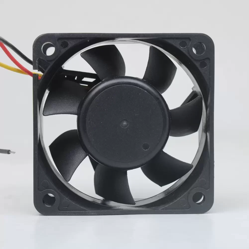 FD1260255B-2A Y.S.TECH 12VDC 60x60x25mm 3-Wire Axial Fan FD1260255B-2A Y.S.TECH 12VDC 60x60x25mm 3-Wire Axial Fan