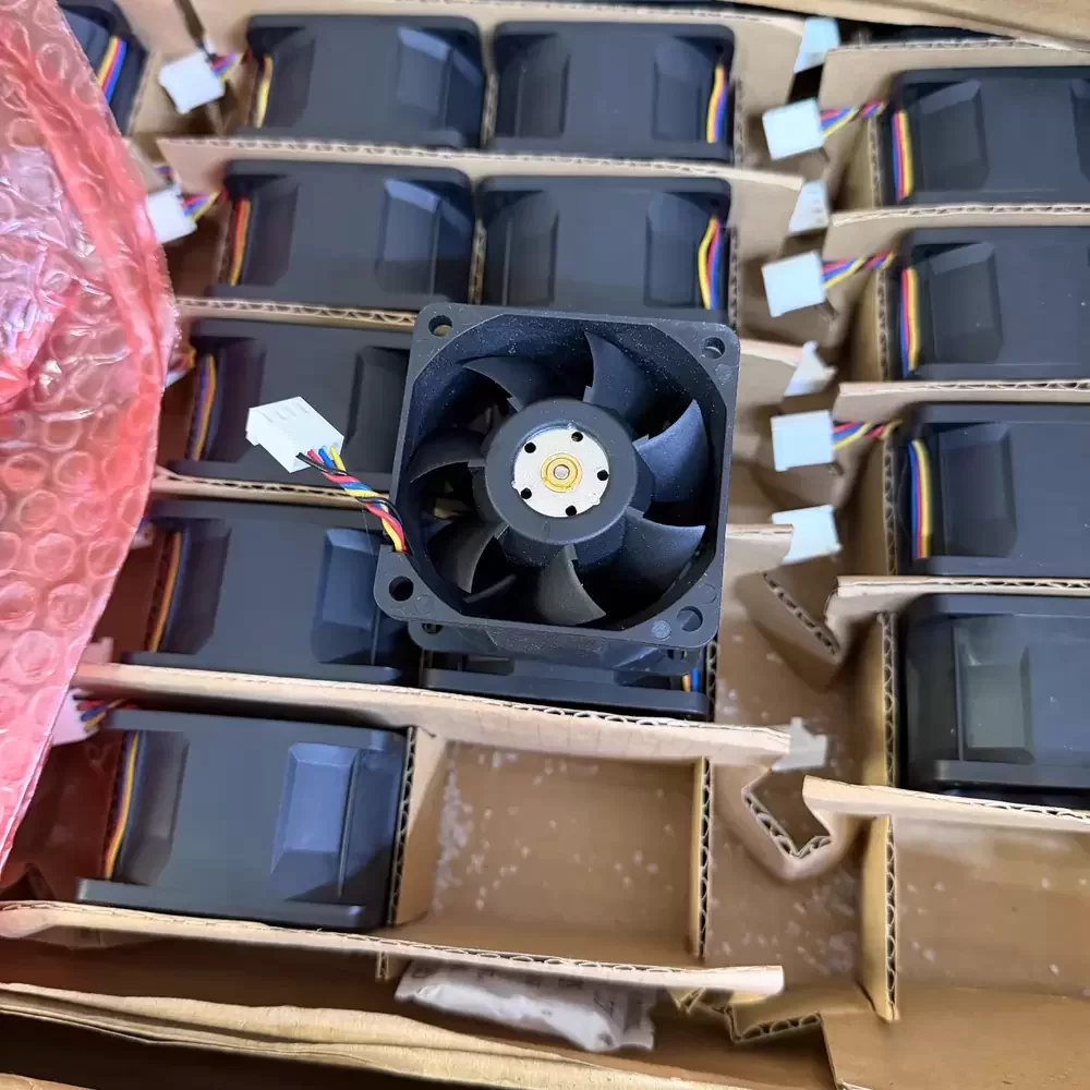 FFC0612DE-6U82 Delta 12VDC 60x60x38mm PWM Axial Fan FFC0612DE-6U82 Delta 12VDC 60x60x38mm PWM Axial Fan