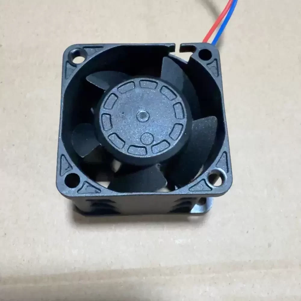 GM2404PQB1-8A.B295.IP Sunon 24VDC 40x40x28mm MagLev Fan GM2404PQB1-8A.B295.IP Sunon 24VDC 40x40x28mm MagLev Fan