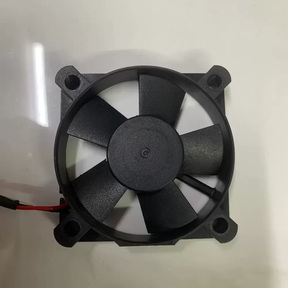 KDE2405PFB1-8.GN SUNON 24VDC 50x50x10mm Silent Axial Fan KDE2405PFB1-8.GN SUNON 24VDC 50x50x10mm Silent Axial Fan