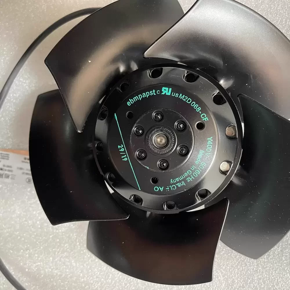 M2D068-CF ebm-papst 400VAC 3-Phase AC Centrifugal Fan