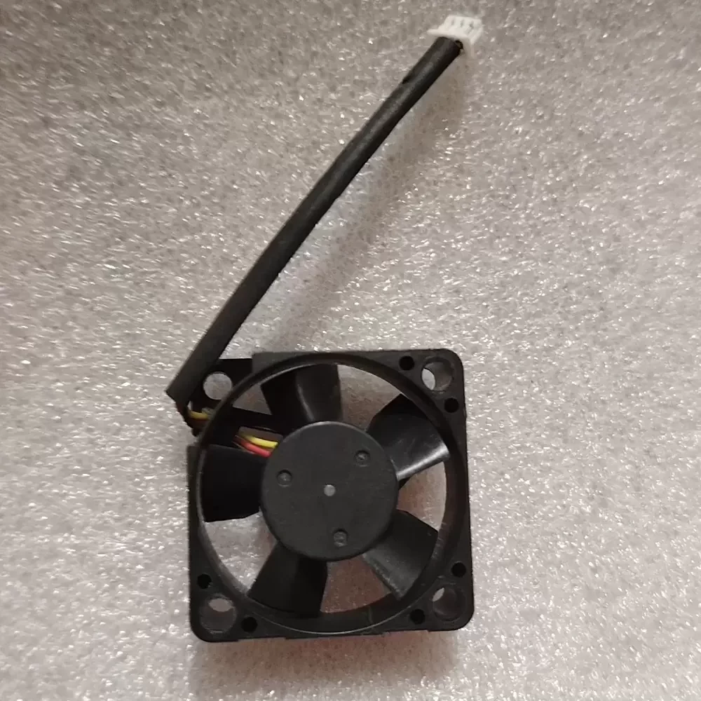 MF30P-12A-002 SEPA 12VDC 30x30x10mm 3-Wire Axial Fan MF30P-12A-002 SEPA 12VDC 30x30x10mm 3-Wire Axial Fan