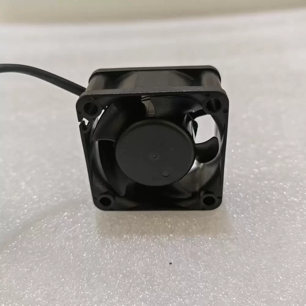 MGA4012UB-O20 Magic 12VDC 40x40x20mm Axial Cooling Fan MGA4012UB-O20 Magic 12VDC 40x40x20mm Axial Cooling Fan