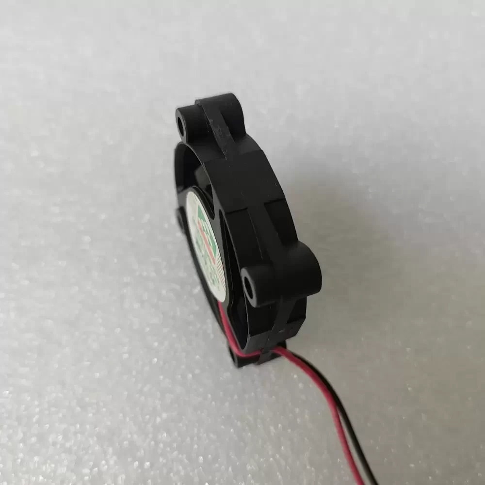 MGA4012XB-O10 MAGIC 12VDC 40x40x10mm Laser Cooling Axial Fan MGA4012XB-O10 MAGIC 12VDC 40x40x10mm Laser Cooling Axial Fan