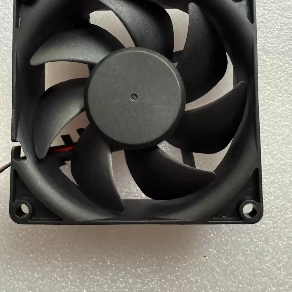 MGA8012KB-O25 Protechnic 12VDC 80x80x25mm Silent Axial Fan MGA8012KB-O25 Protechnic 12VDC 80x80x25mm Silent Axial Fan