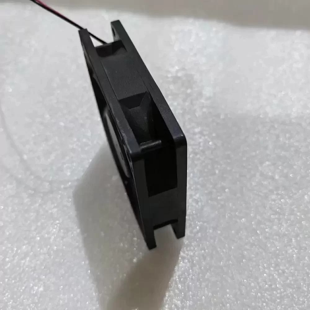 MGA8012LR-A20 MAGIC 12VDC 80x80x25mm Axial Fan MGA8012LR-A20 MAGIC 12VDC 80x80x25mm Axial Fan