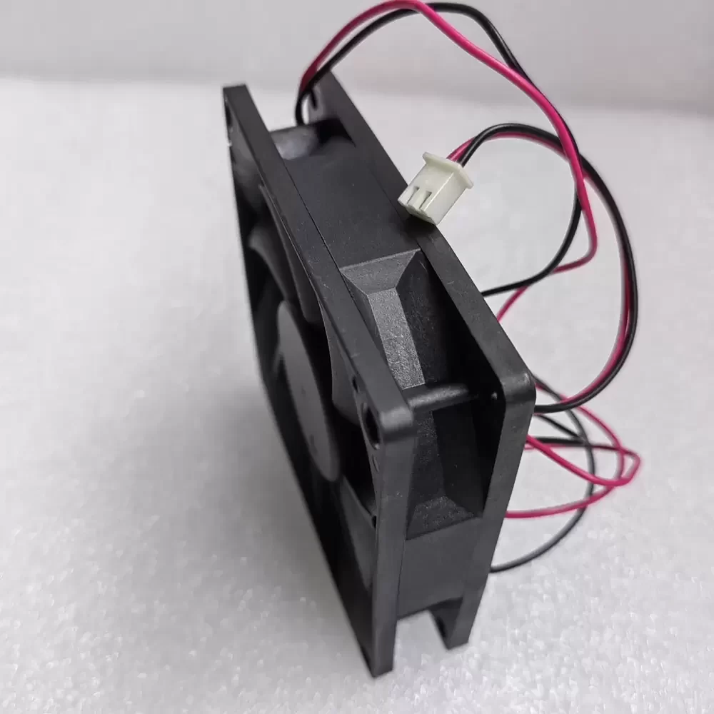 MGA8024XB-O20 MAGIC 24V 0.21A High Speed Inverter Cooling Fan MGA8024XB-O20 MAGIC 24V 0.21A High Speed Inverter Cooling Fan