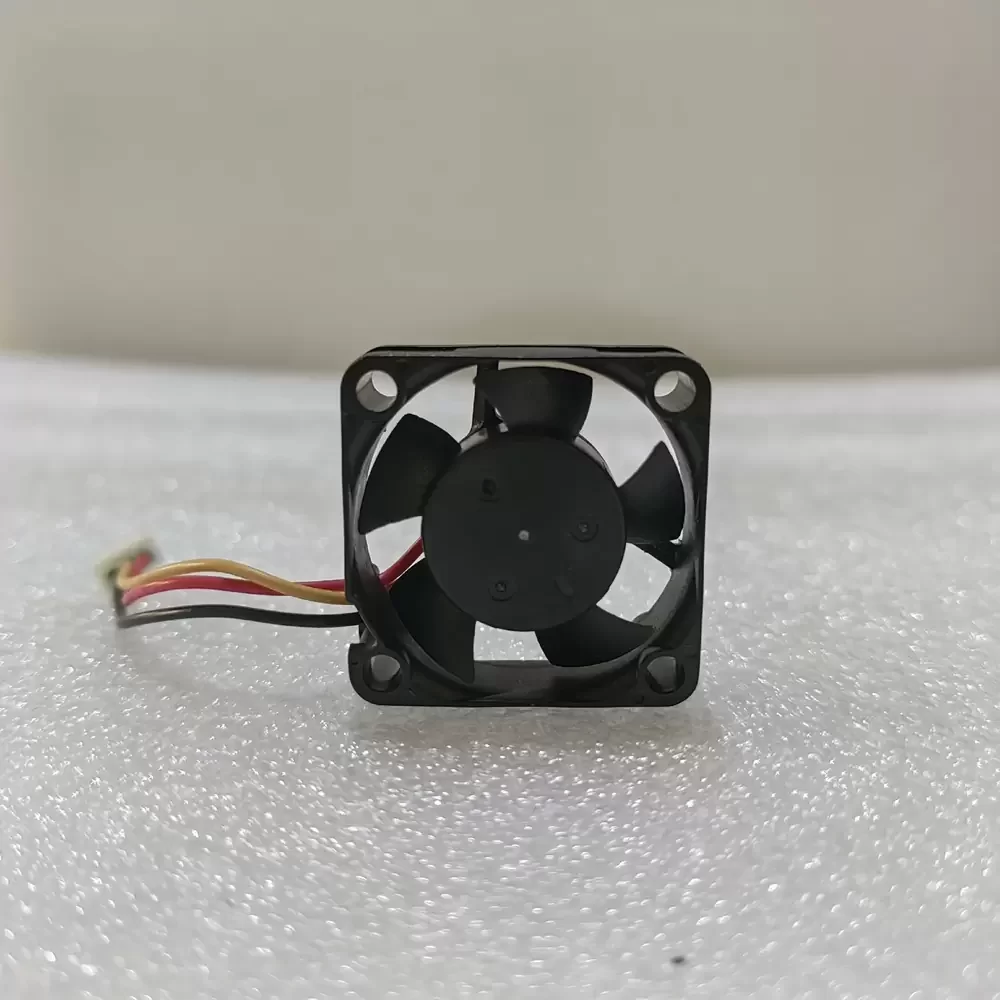 MGT3012VB-O10 Magic 12VDC 30x30x10mm Twin Ball Axial Fan MGT3012VB-O10 Magic 12VDC 30x30x10mm Twin Ball Axial Fan