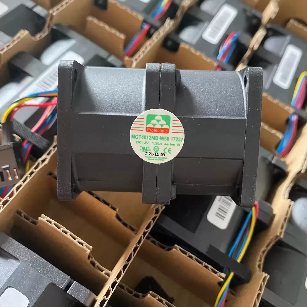 MGT4012MB-W56 Magic 12VDC 40x40x56mm Counter-Rotating Fan